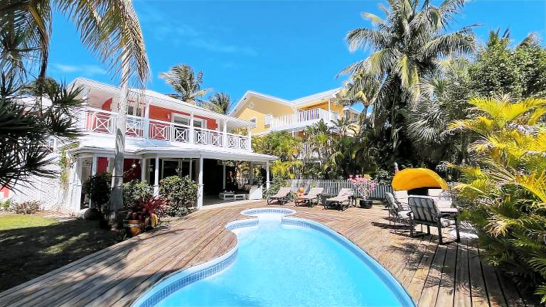 Villa  Olde Towne Sandyport