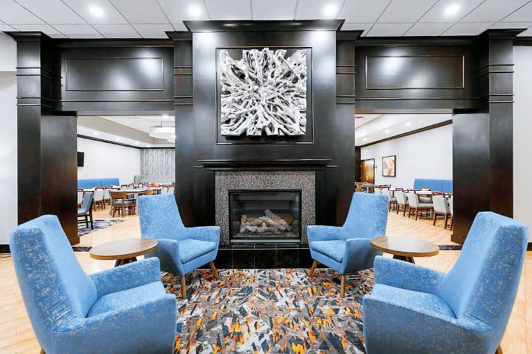 Hampton Inn Evansville/Airport — photo 2