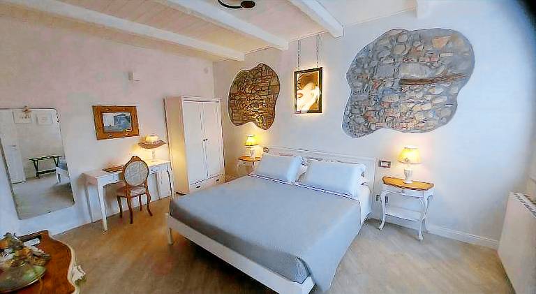 Bed & Breakfast  Sona