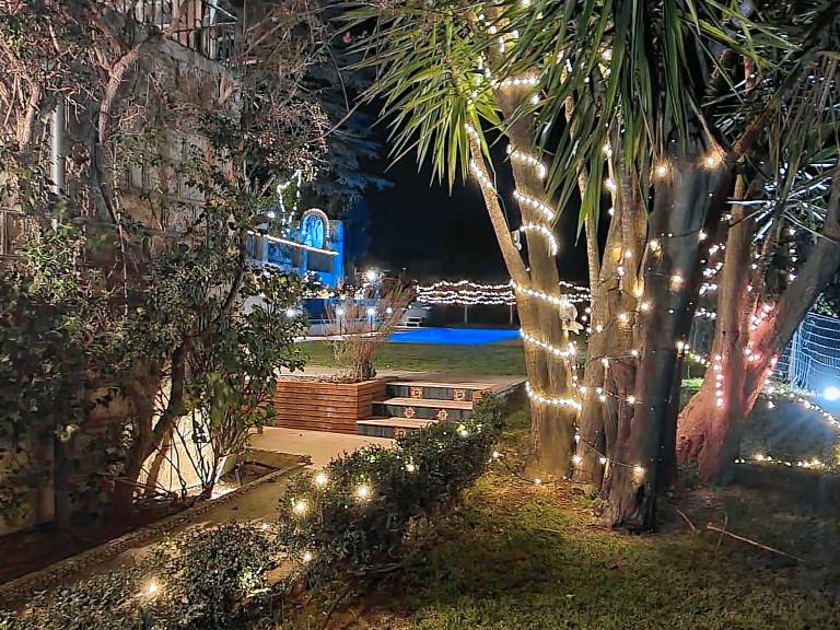 House with yard, private pool & terrace | Mountain view — photo 4