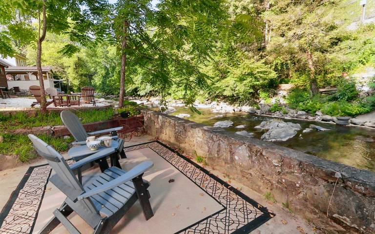 On River Time - River View & Clawfoot Tub — photo 2