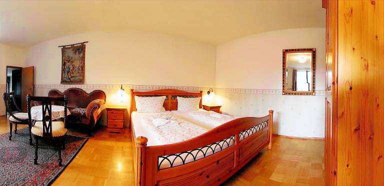 Kreuzerhof Hotel Garni (Rothenburg ob der Tauber) — photo 3