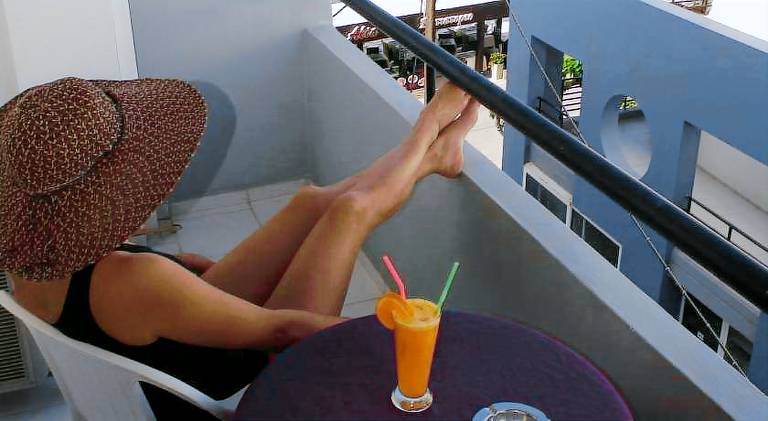 Serviced apartment with terrace | Close to the beach | Pet-friendly — photo 3