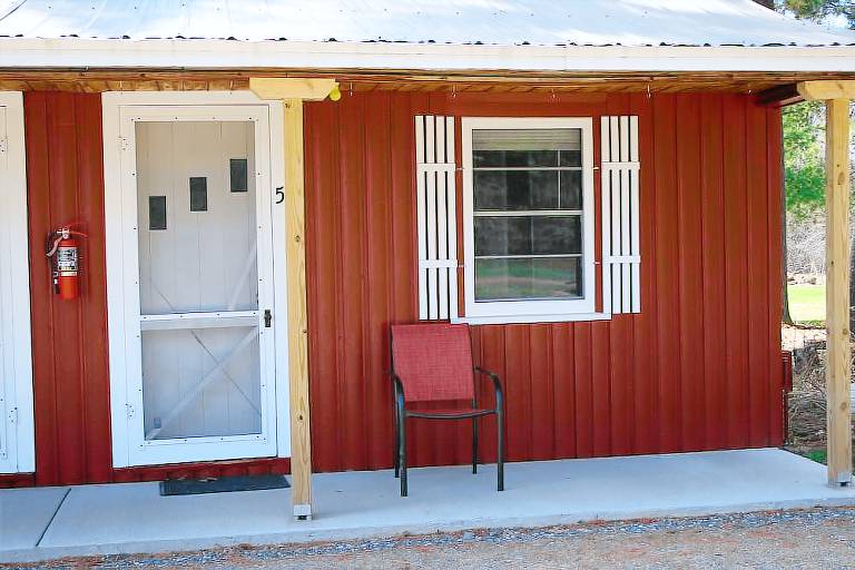 Motel Trout Creek
