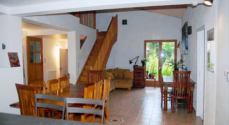 Vacation home with pool — photo 2