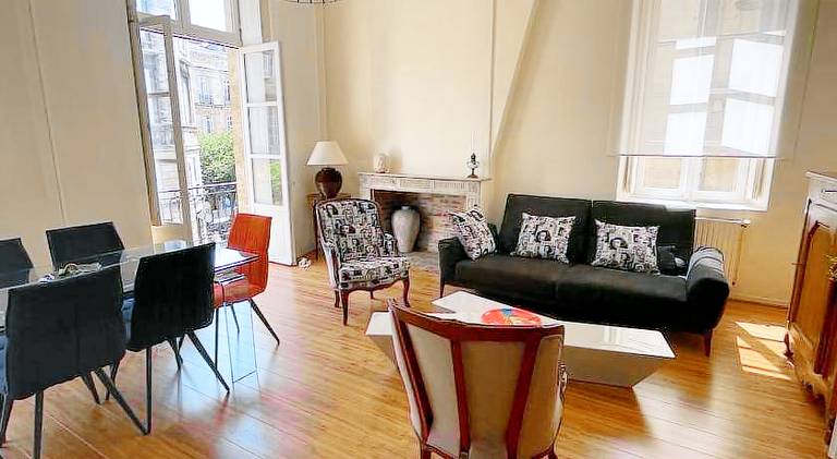 Apartment with terrace | Close to Bordeaux Cathedral in Bordeaux