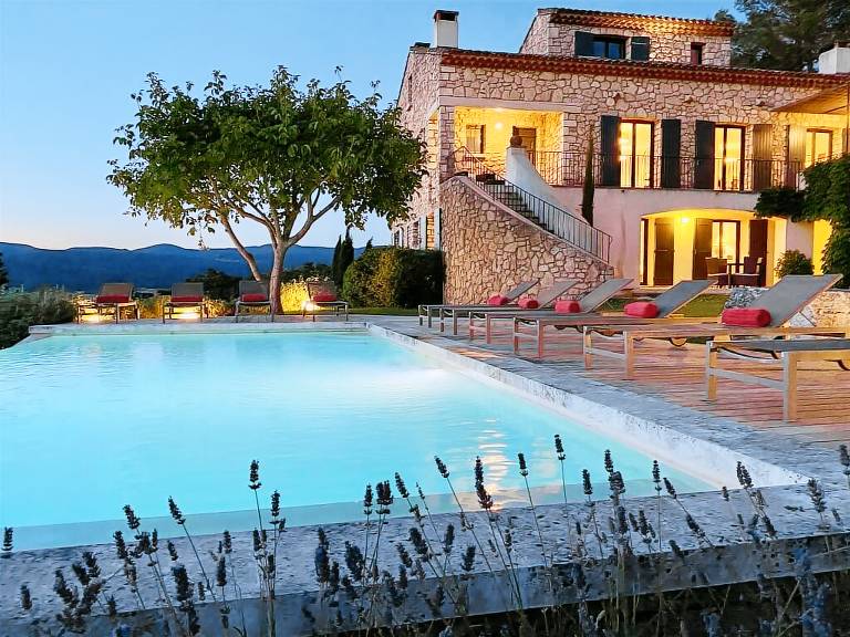 Villa  Roussillon
