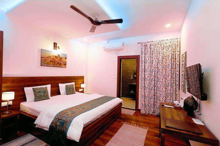 220 m&sup2; Ferienhaus