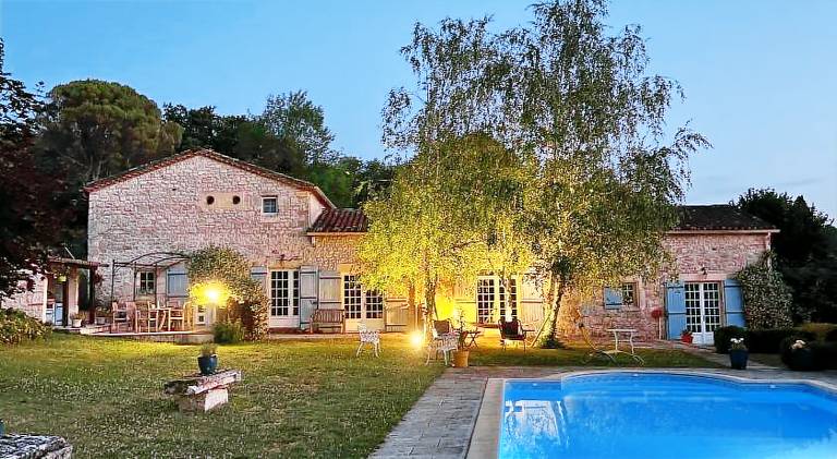 House with pool in Cahors