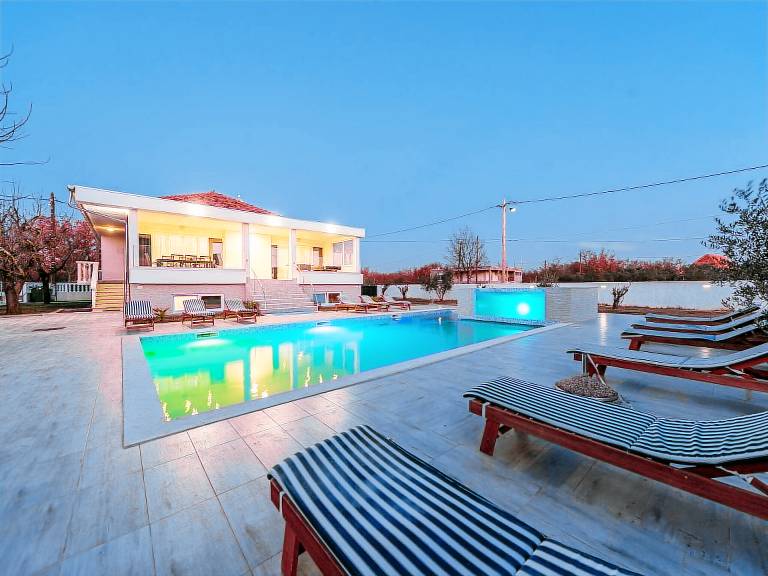 Ferienhaus Galovac