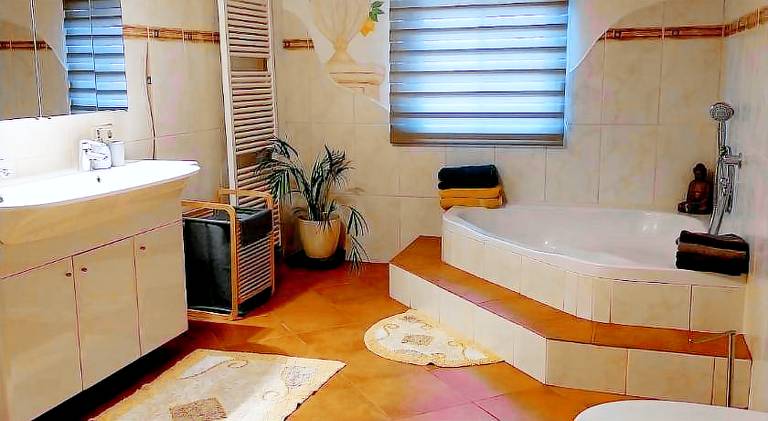 Beautiful rental apartment with private pool, garden & grill | Dogs allowed — photo 2