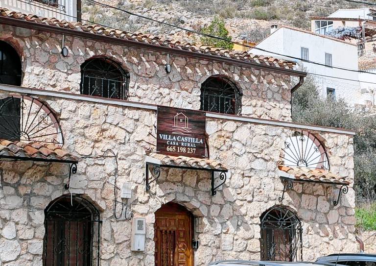Casa  Alpera