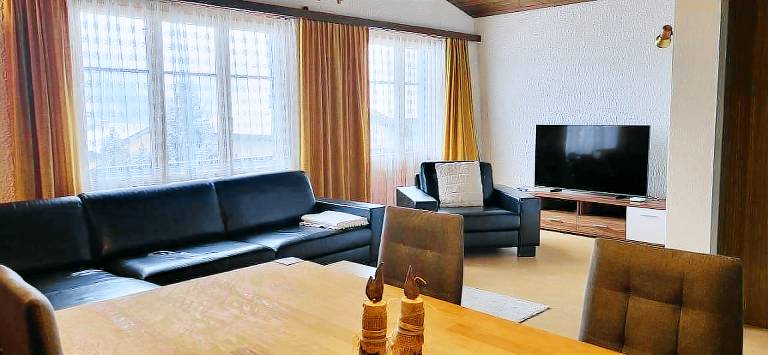 Ferienwohnung Camischolas