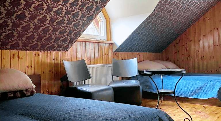 Apartment with jacuzzi — photo 2