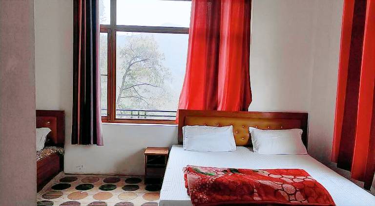 Bhandari Cottages in Tehri