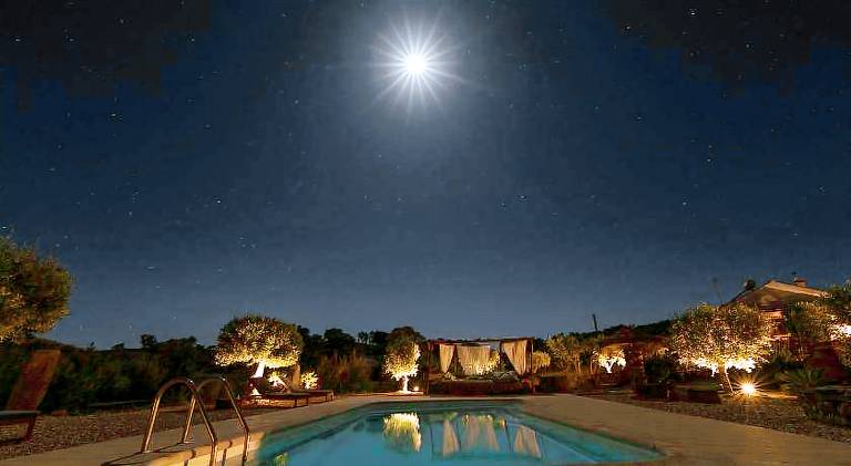 House with grill, patio & garden in Beja