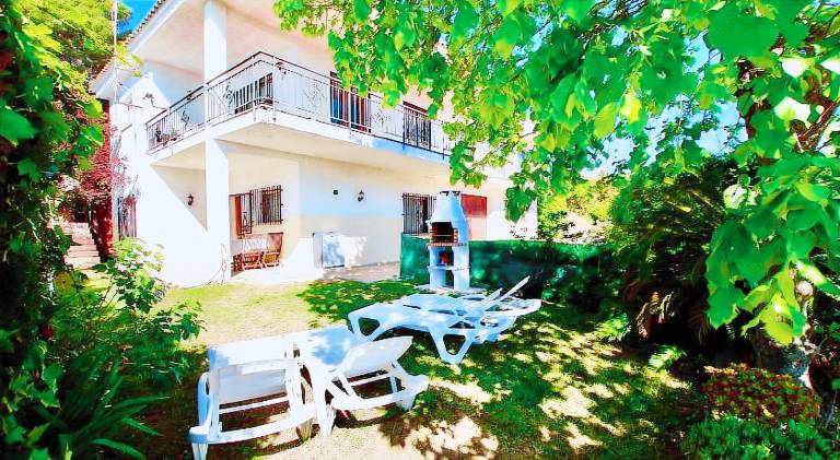 Apartment with 2 rooms for 6 persons — photo 4