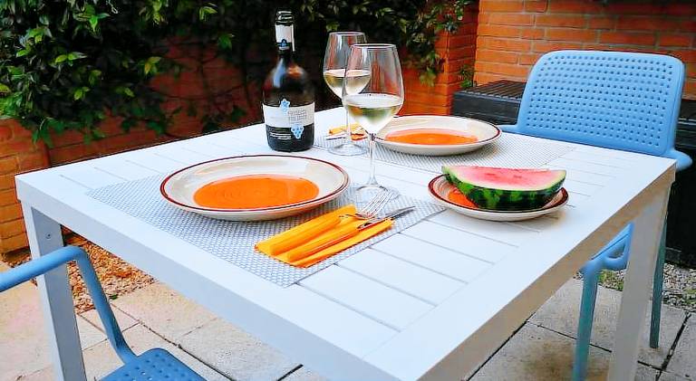 Orange Casanova - Fibre-Optic Internet and Garden — photo 4