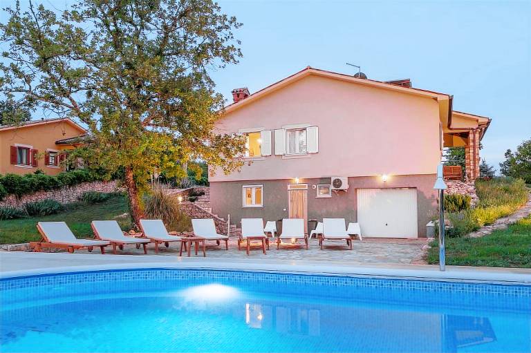 Villa with garden, pool & terrace | Pool view — photo 2