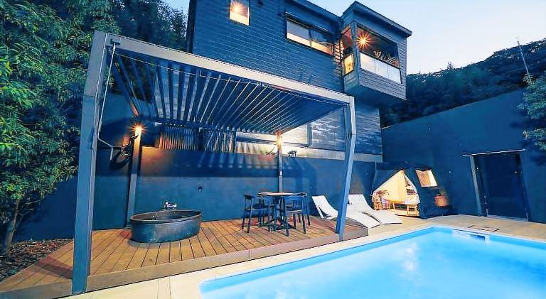 Villa with patio, jacuzzi & sauna | Pet-friendly in Hakone