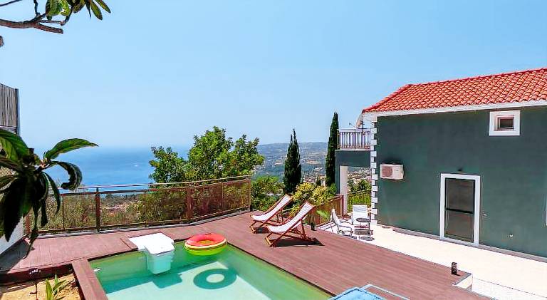 Villa with barbecue, private pool & yard | Good for workation — photo 3