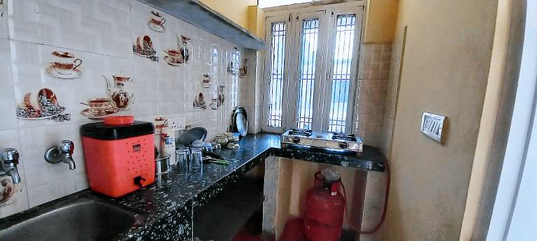 Beautiful House, With Kitchen, Balcony and parking — photo 4