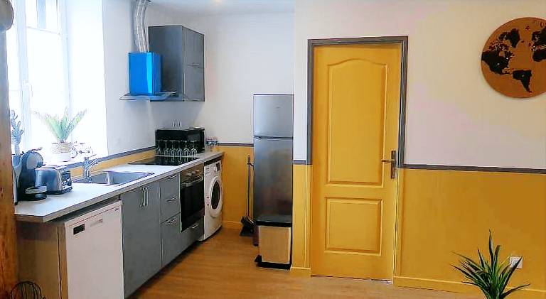 Holiday apartment with 2 rooms for 6 persons — photo 3