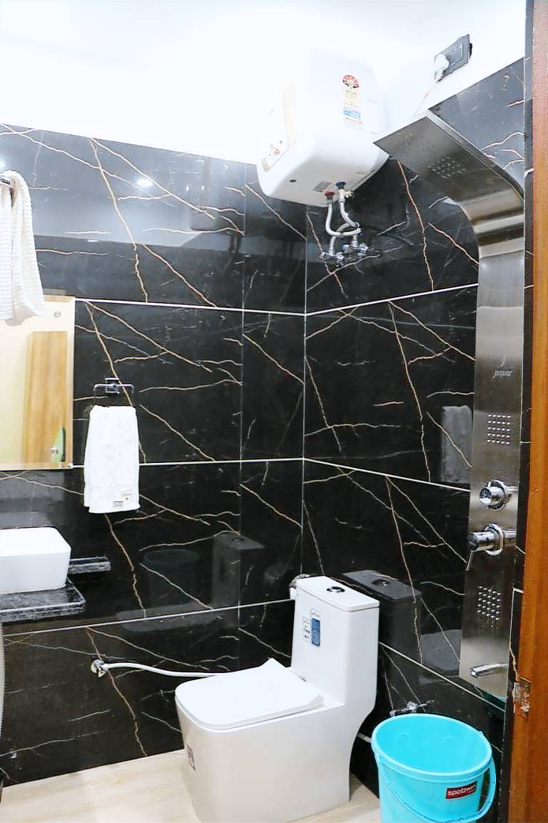 Red Leaf Hotels — photo 4