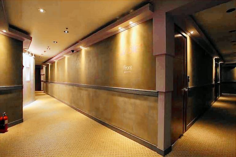 Hotel violet