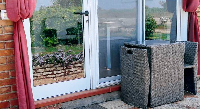 House with yard — photo 4