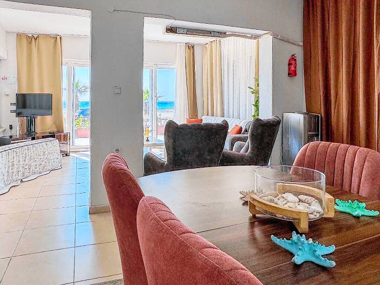 Villa Plaj – Beachfront Family Villa with 5 Bedrooms — photo 3