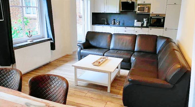 Holiday apartment with 3 rooms for 6 persons in Wangerland