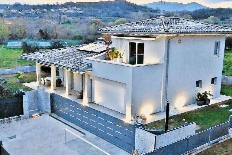 Vacation home with yard & terrace | Pet-friendly in San Felice del Benaco