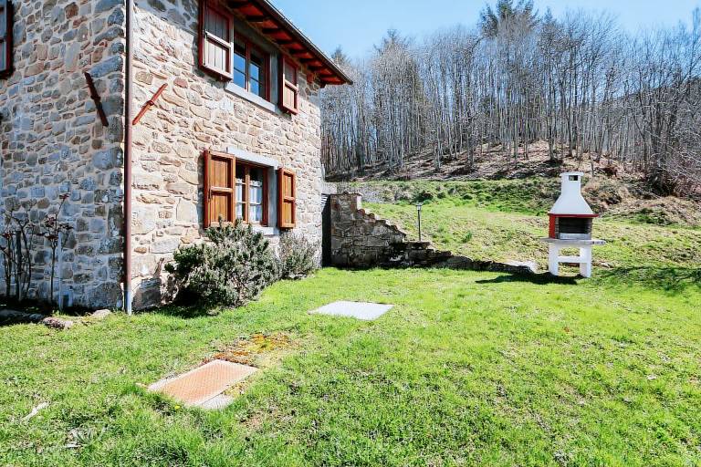 Casa 'Marisa' – Prato Fiorito with Mountain View, Shared Pool & Private Garden — photo 2