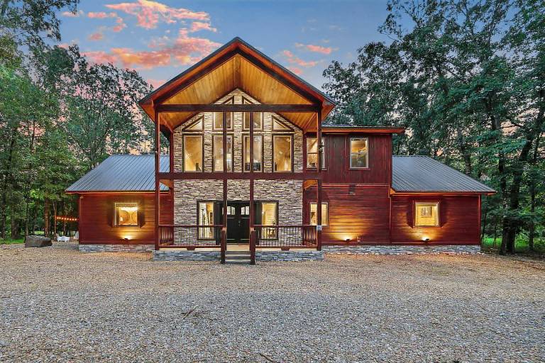 Cabin Broken Bow