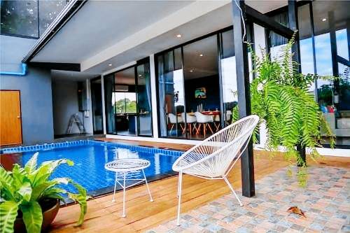 230 m² Villa