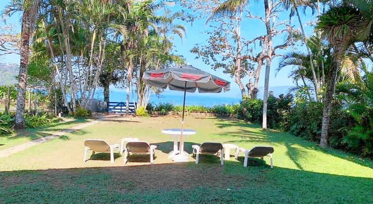 House with 4 rooms for 12 persons in Ubatuba