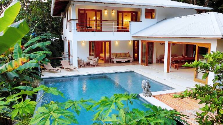 Villa Santa Teresa Beach
