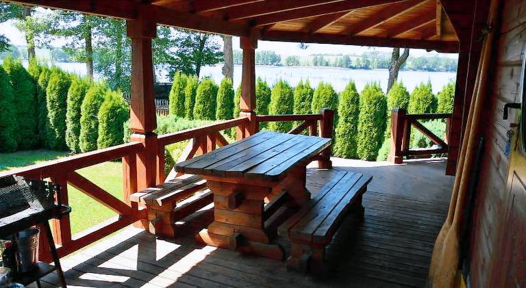 Apartment with yard, patio & BBQ — photo 5