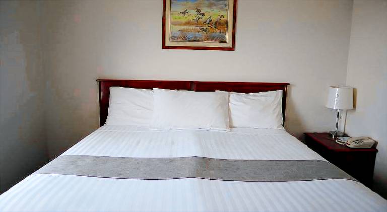 Destination Family Hotel in Whitehorse, YT