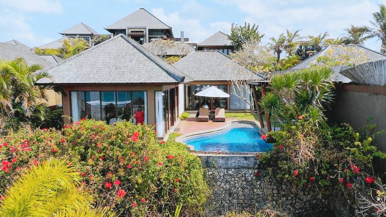 Resort  Nusa Dua Beach