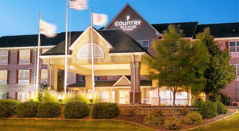 Country Inn & Suites by Radisson, Peoria North, IL — photo 2