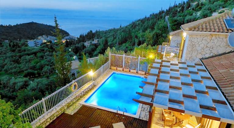 Beautiful villa with private pool & BBQ | Close to the beach | Perfect for remote work | Dogs allowed — photo 3