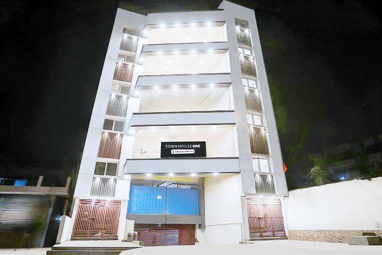 Super Townhouse Oak AIIMS Walmi Govindpur