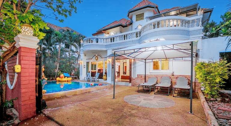 Villa with pool | Close to Big Buddha | Pets are welcome in Pattaya