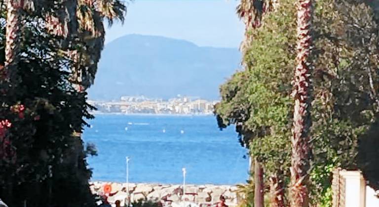 Holiday apartment | Beach nearby | Pets are welcome in Fréjus