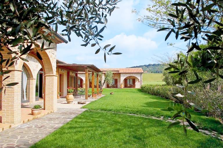 Casa Saturnia