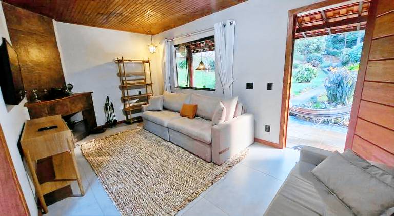 Charming vacation home | Pet-friendly — photo 2