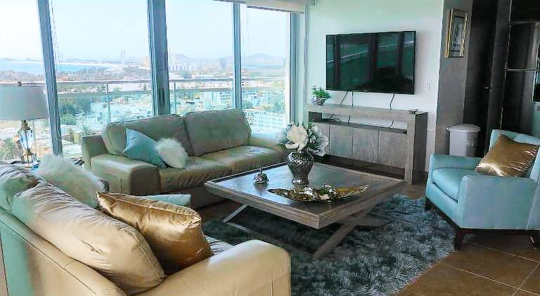 Rental apartment with pool & hot tub | Beach nearby | Dogs allowed — photo 2
