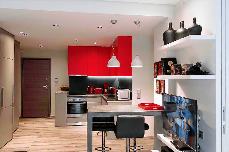 Luxury apartment next to the Acropolis and metro — photo 3